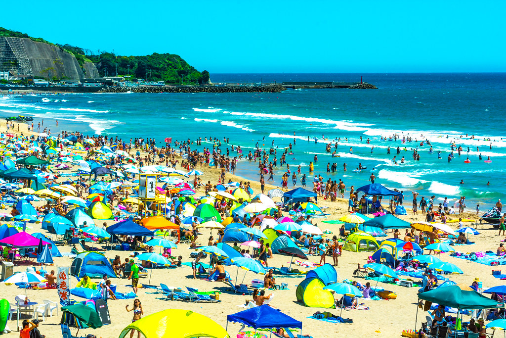 夏の国内旅行イメージ